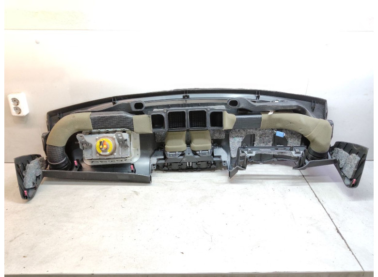 Панель передняя салона (торпедо) к Toyota RAV4, 2010г.