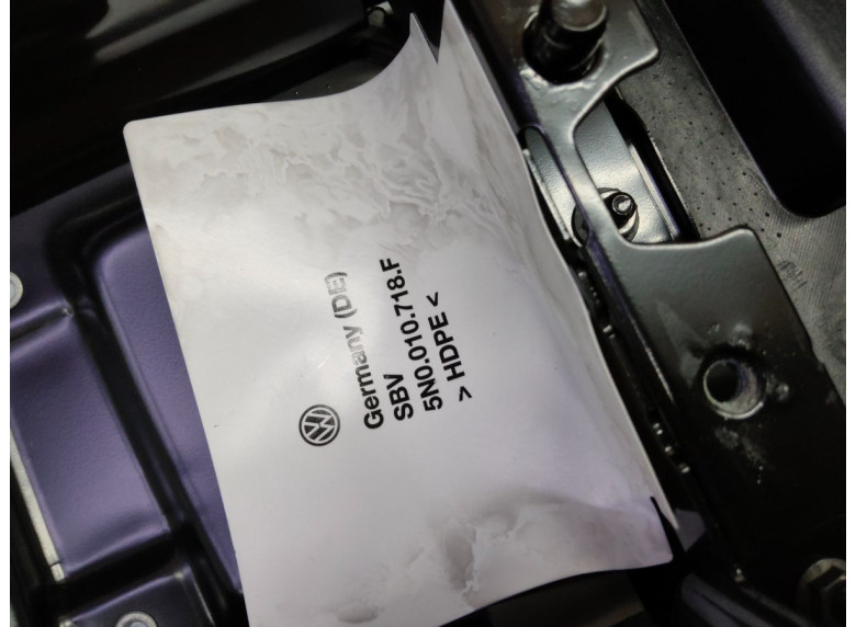 Панель передняя салона (торпедо) к Volkswagen Golf, 2011г.