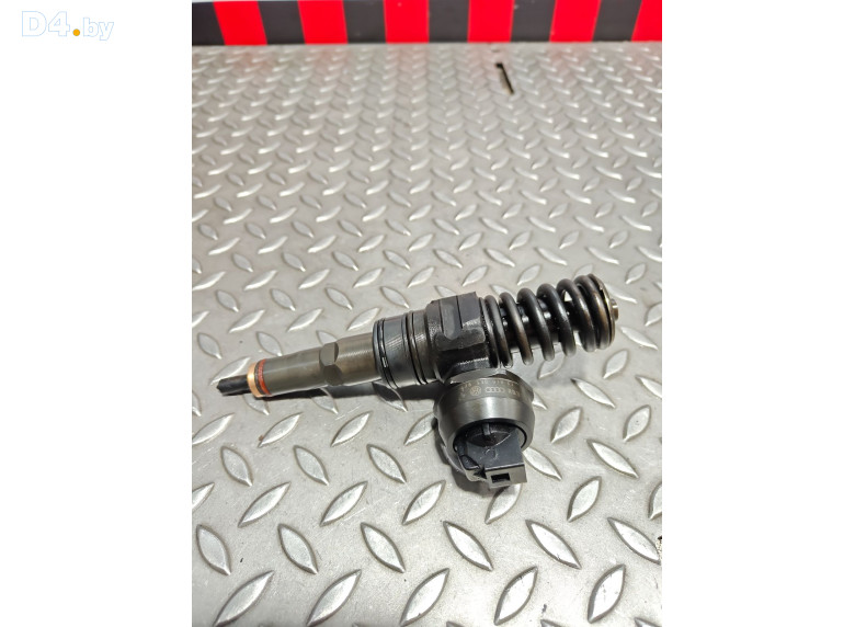 Форсунка к Volkswagen Passat 2001 г.