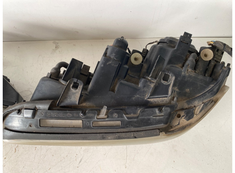 Фара передняя (комплект) к BMW 7 E65/E66, 2002г.