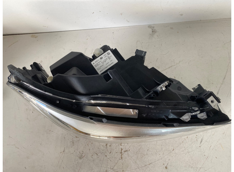 Фара правая к BMW 1 F20/F21, 2012г.