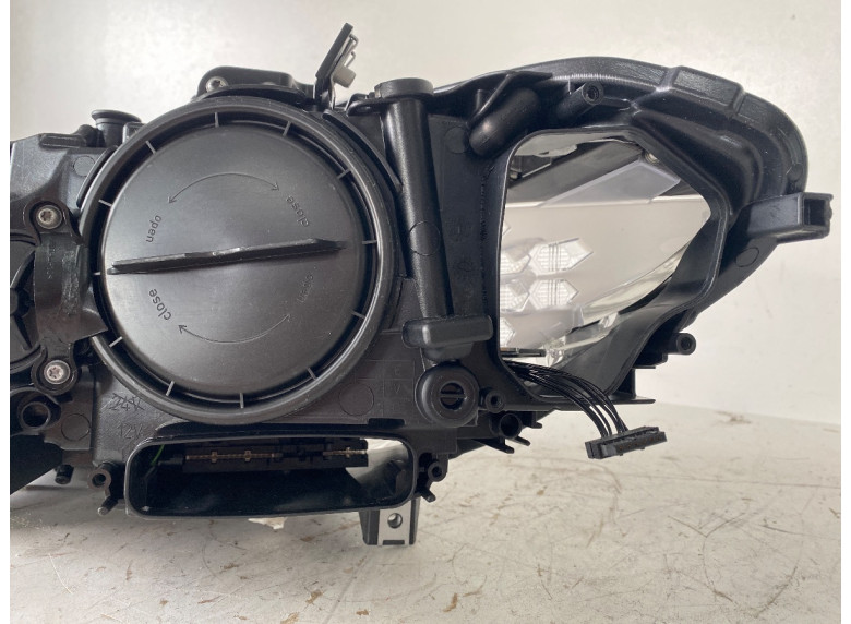 Фара правая к BMW 5 F10/F11/GT F07, 2012г.