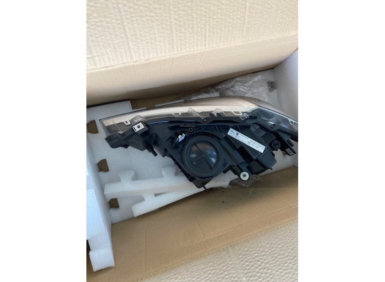 Фара правая к BMW 3 F30/F31/GT F34, 2015г.