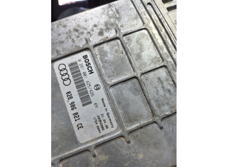 Двигатель к Audi A4, 1998г.