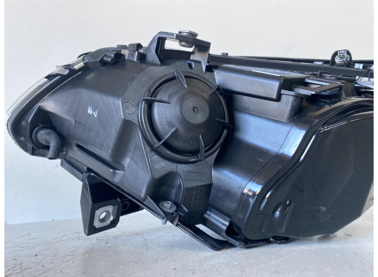 Фара правая к BMW 5 E60/E61, 2010г.