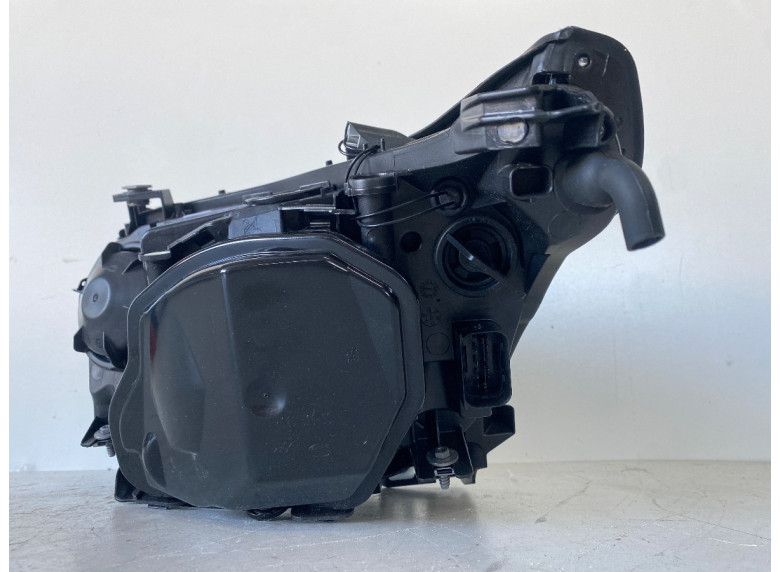 Фара правая к BMW 5 E60/E61, 2010г.