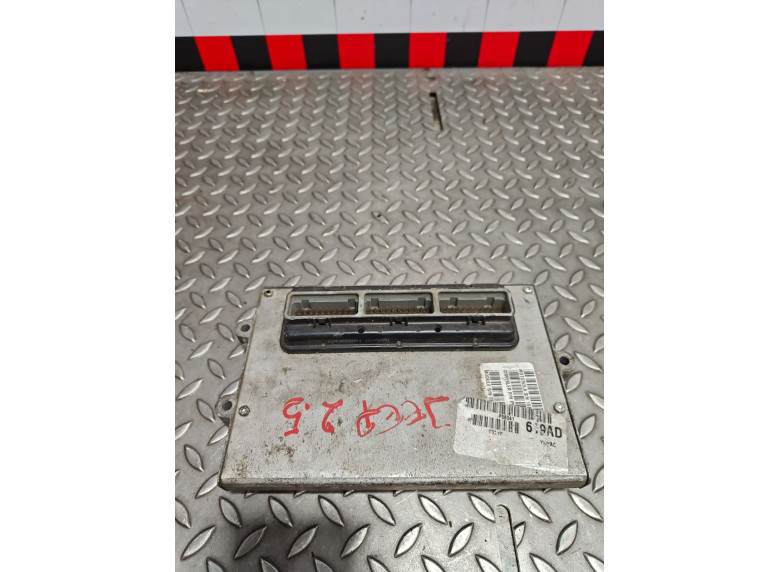 Блок управления двигателем к Jeep Wrangler, 1999г.