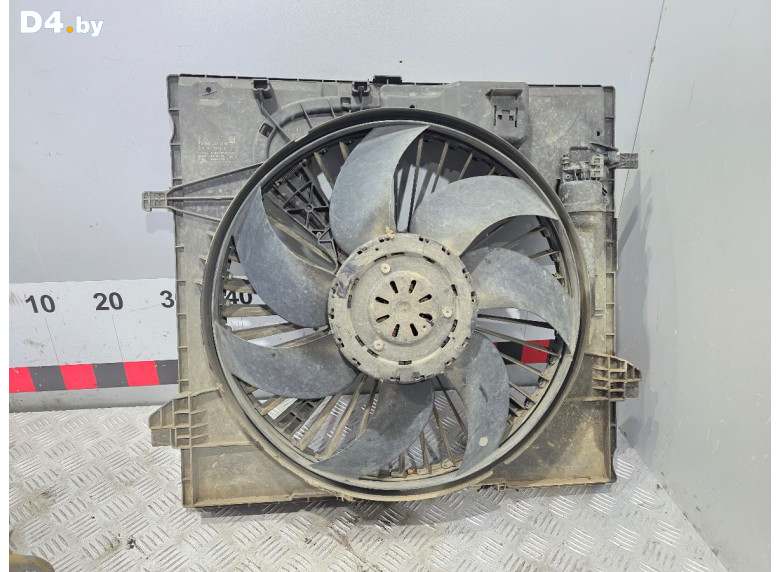 Вентилятор радиатора к Mercedes MLW166 2012 г.