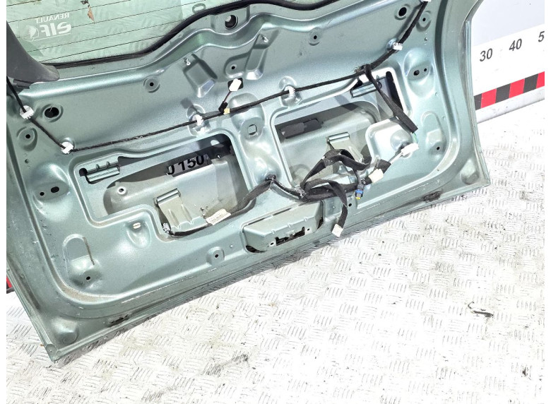 Крышка багажника (дверь 3-5) к Renault Clio, 2008г.