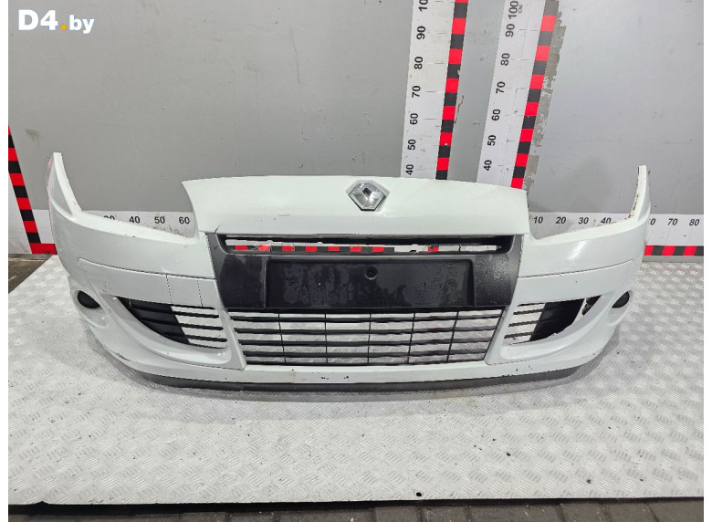 Бампер передний к Renault Scenic 2010 г.