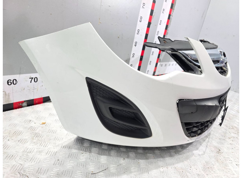 Бампер передний к Opel Corsa, 2013г.