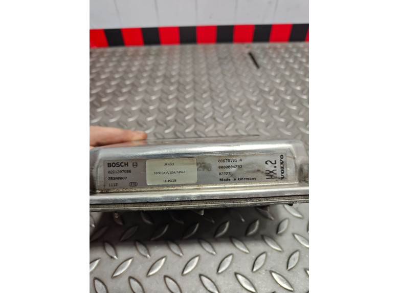 Блок управления двигателем к Volvo S60, 2002г.