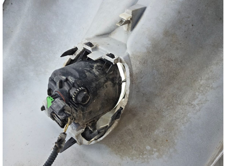 Фара противотуманная правая к Toyota RAV4, 2012г.
