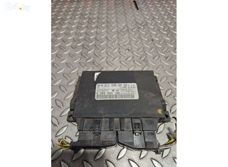 Блок управления парктрониками к Mercedes EW211 2005 г.