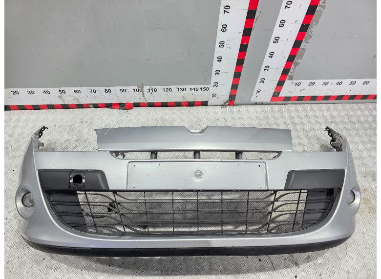 Бампер передний к Renault Megane, 2011г.