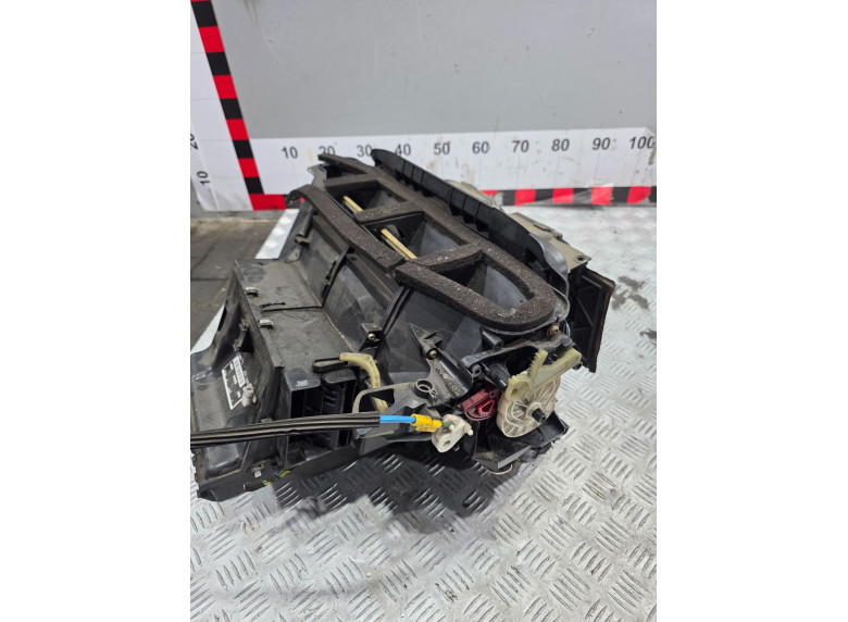Корпус отопителя (печки) к BMW 3 E46, 2002г.