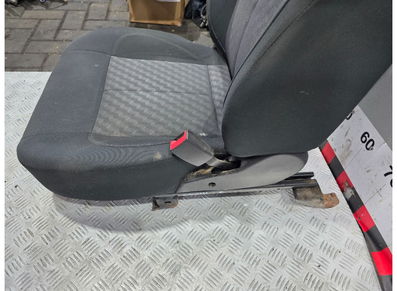 Сиденье переднее правое к Geely SC7, 2013г.
