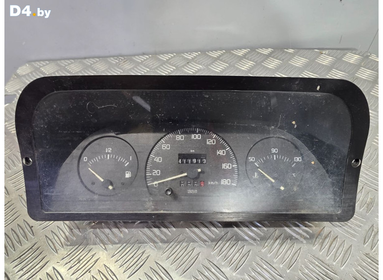 Щиток приборов (приборная панель) к Peugeot Boxer 1999 г.