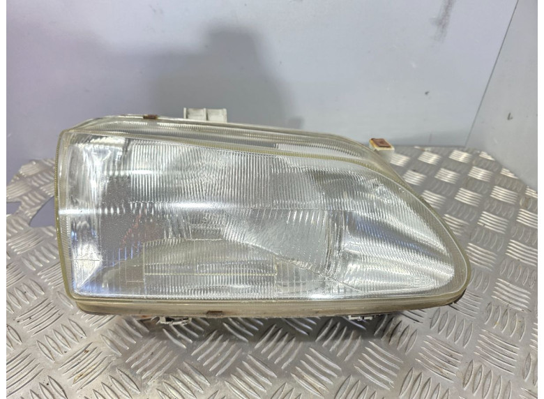 Фара правая к Renault Scenic, 1998г.