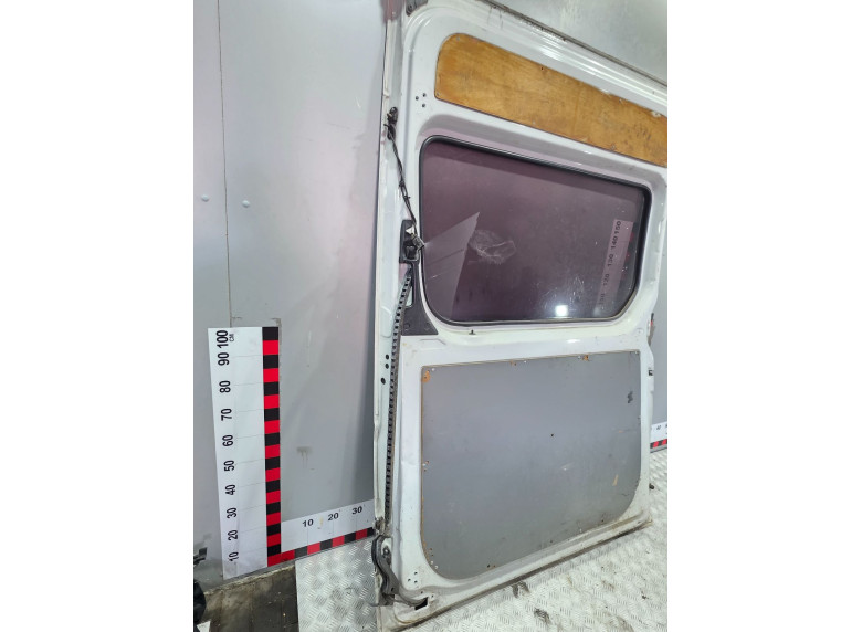 Дверь сдвижная правая к Volkswagen Crafter, 2013г.