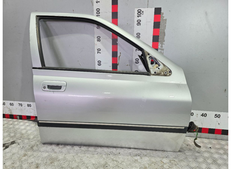 Дверь передняя правая к Peugeot 406, 2001г.