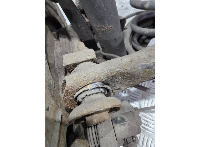 Балка подвески задняя к Peugeot 406, 2001г.