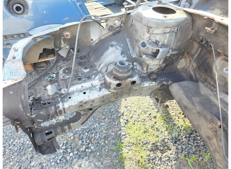 Лонжерон правый к Peugeot 406, 2001г.