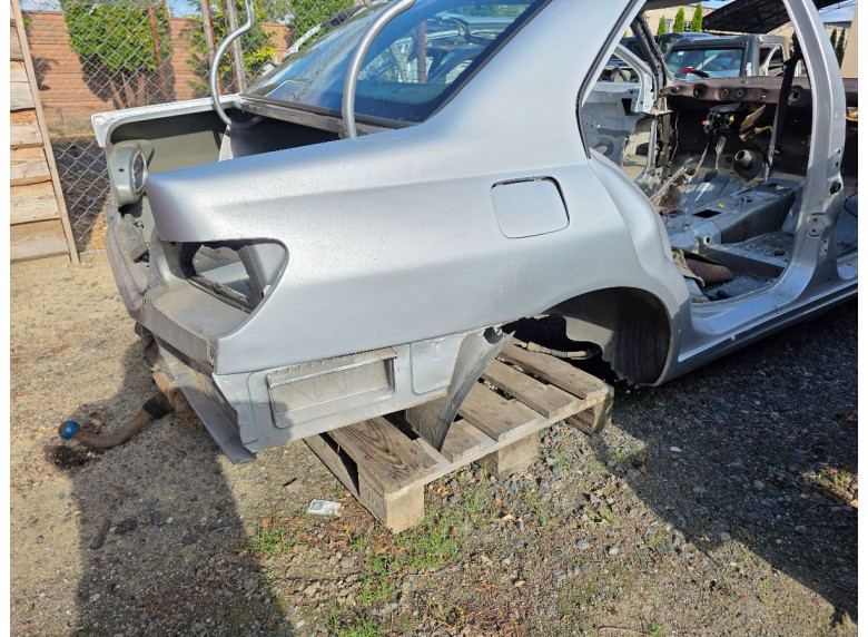 Четверть задняя правая к Peugeot 406, 2001г.