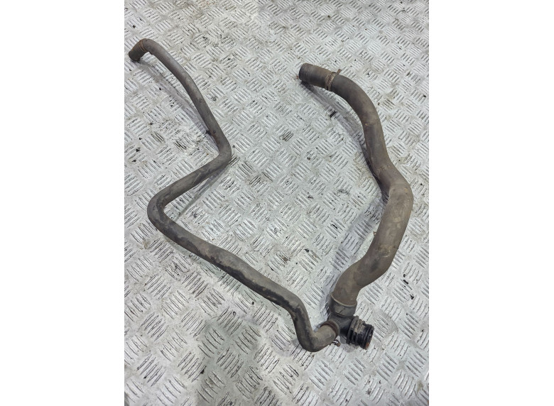Патрубок радиатора к Peugeot 406, 2001г.
