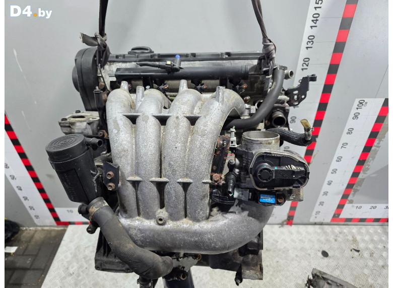 Двигатель к Peugeot 406 2001 г.