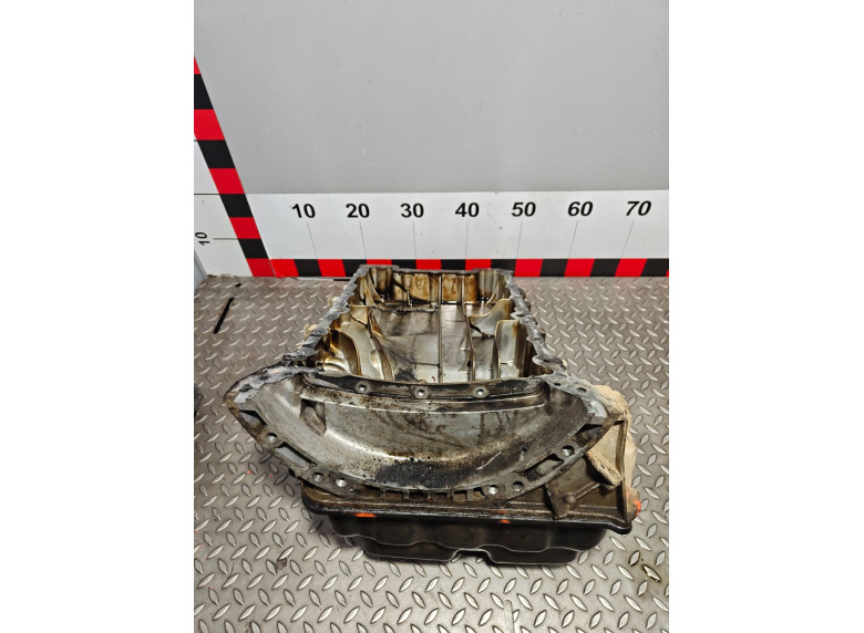 Поддон к Mercedes ML W166, 2011г.