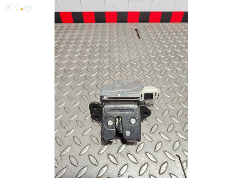 Замок багажника к Mazda 2 2008 г.
