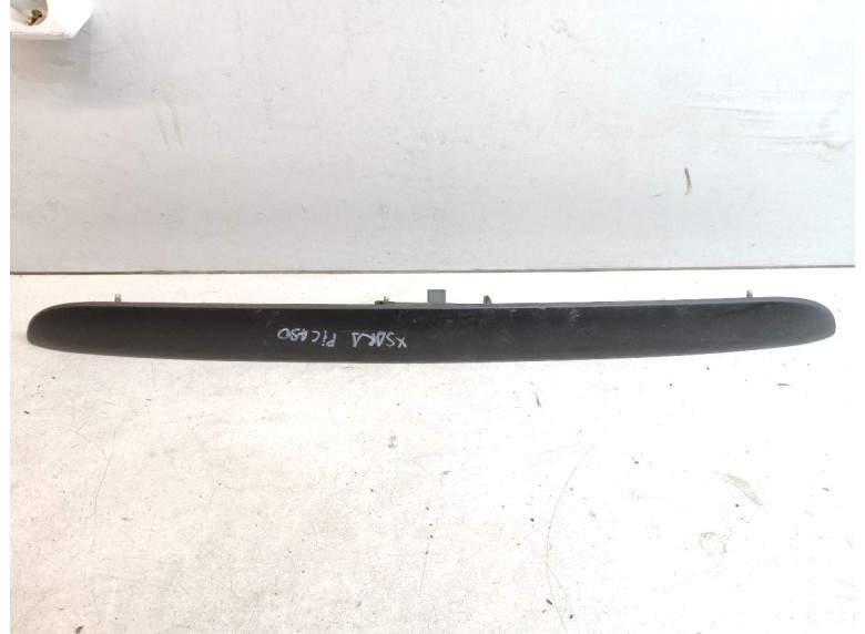 Накладка подсветки номера к Citroen Xsara Picasso, 2004г.