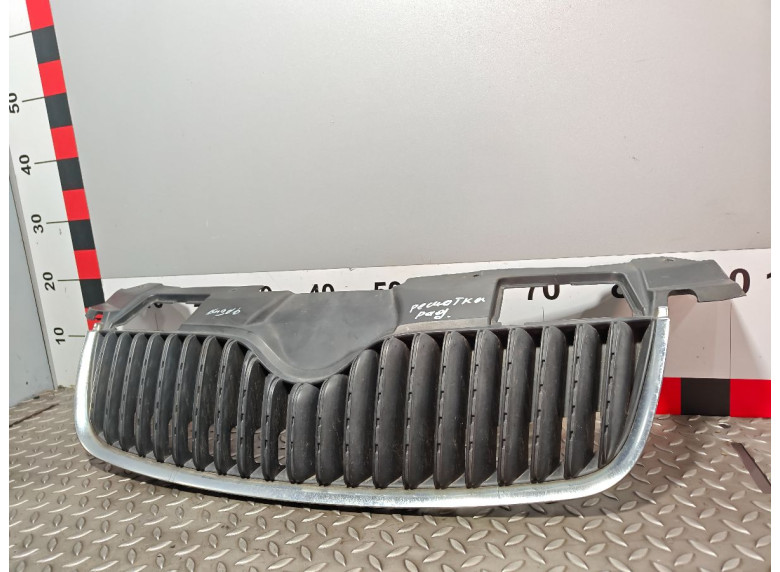 Решетка радиатора к Skoda Fabia, 2008г.