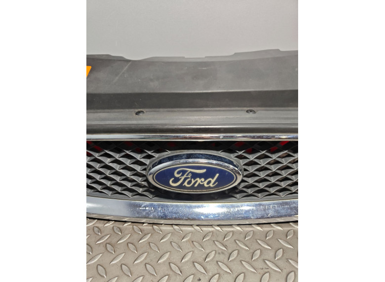 Решетка радиатора к Ford Focus, 2006г.