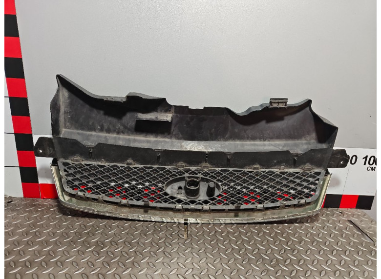 Решетка радиатора к Ford Focus, 2006г.