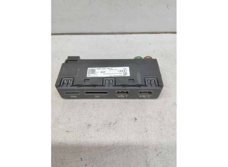 Разъем AUX / USB к Audi Q4 E-tron, 2019г.
