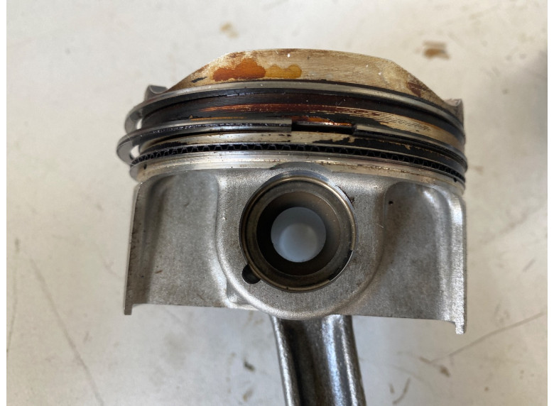 Поршень к BMW M2 G87, 2022г.