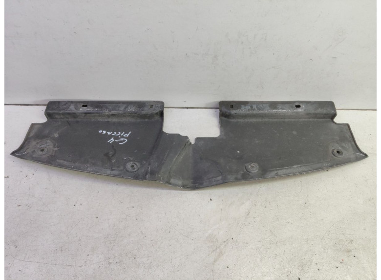 Накладка замка капота к Citroen C4 Picasso, 2011г.