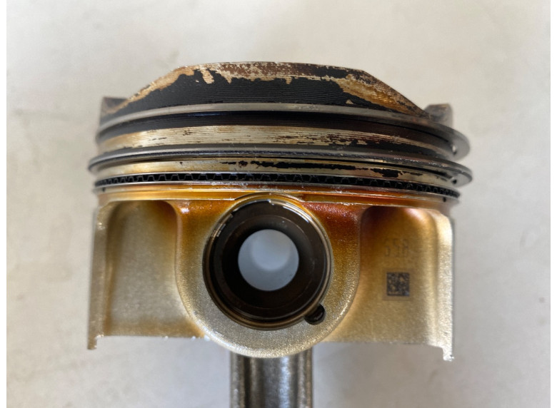Поршень к BMW M2 G87, 2022г.