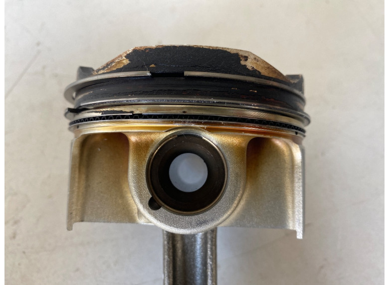 Поршень к BMW M2 G87, 2022г.