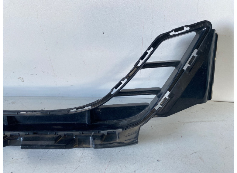 Заглушка (решетка) в бампер передний к BMW 4 G22/G23, 2020г.