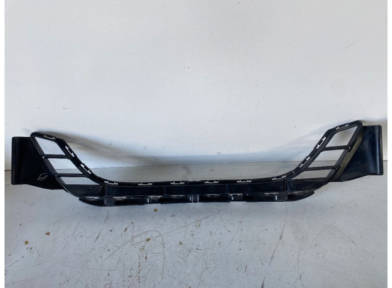 Заглушка (решетка) в бампер передний к BMW 4 G22/G23, 2020г.