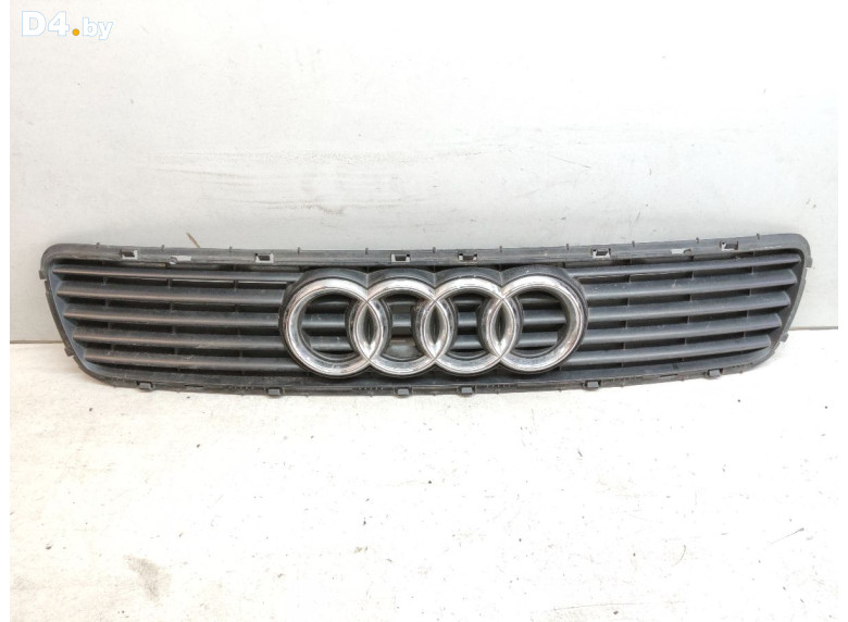 Решетка радиатора к Audi A4 1997 г.