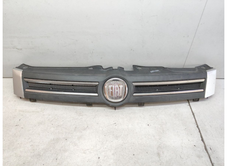 Решетка радиатора к Fiat Panda, 2004г.