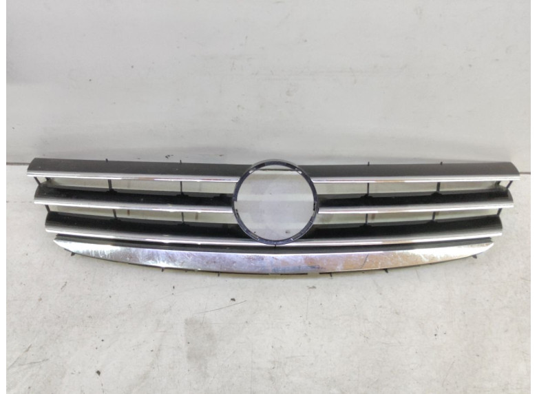 Решетка радиатора к Mercedes A W169, 2006г.