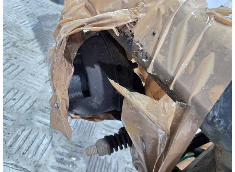 Прицепное устройство (фаркоп) к Mazda 3, 2015г.
