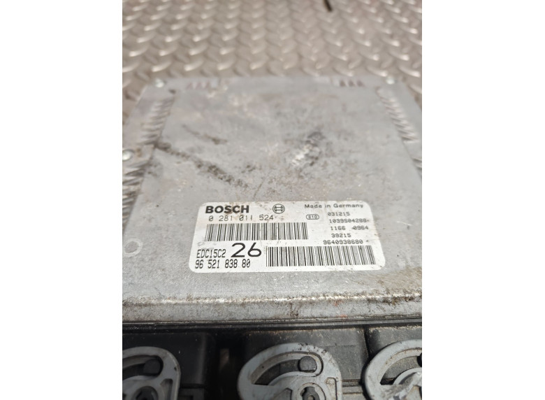 Блок управления двигателем к Citroen C5, 2004г.