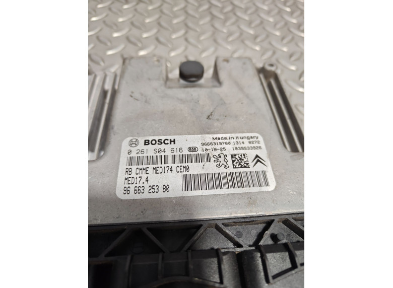 Блок управления двигателем к Peugeot 308, 2010г.
