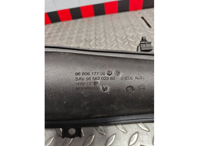 Патрубок интеркулера к Peugeot 308, 2010г.